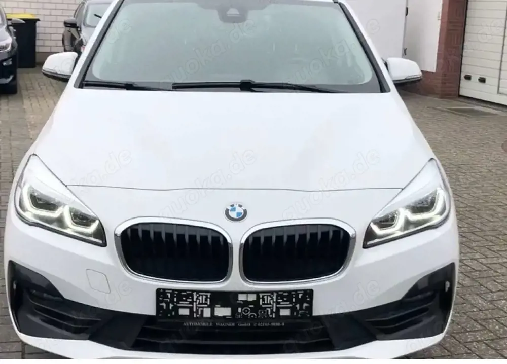BMW 216