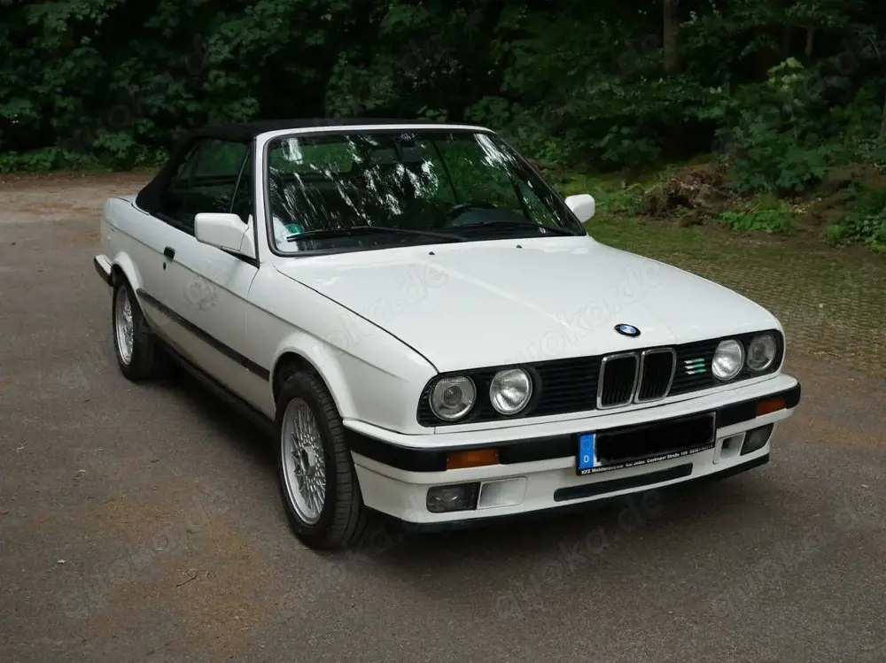 BMW 318 Cabrio E30 - Oldtimer - weiss