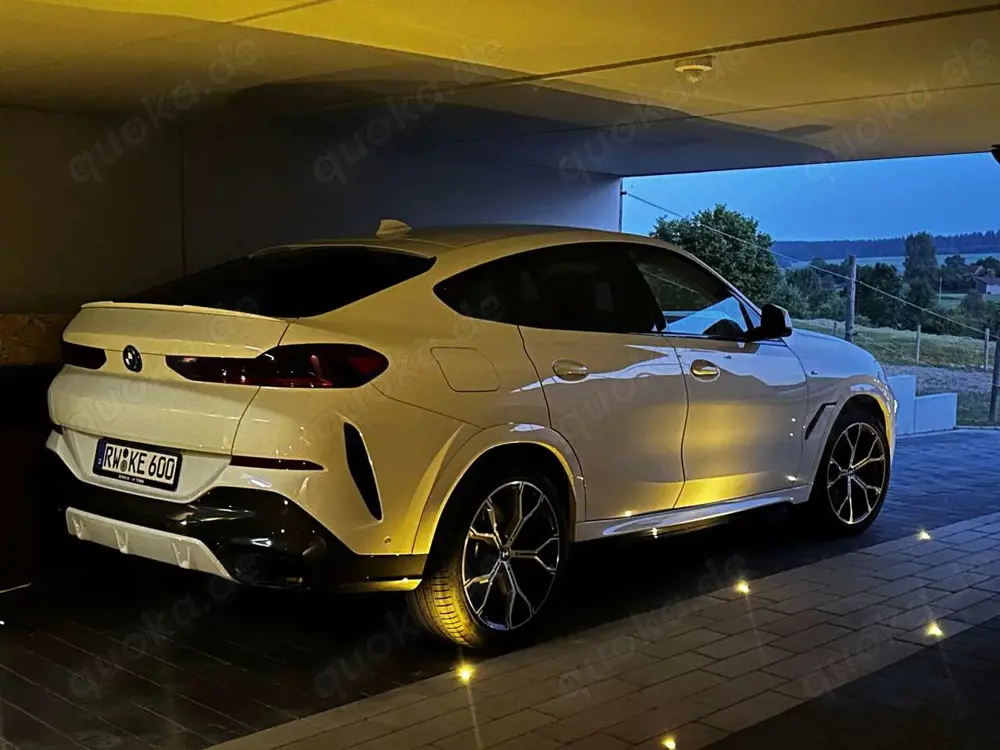 BMW X6 M M50i