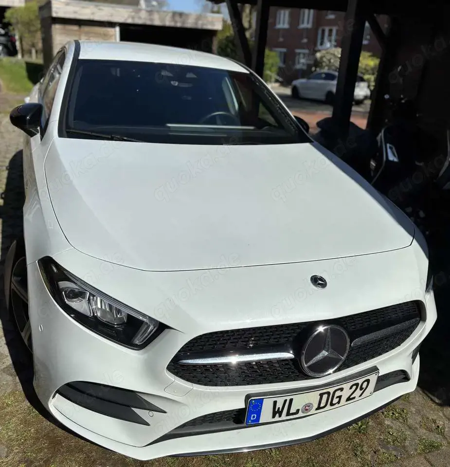 Mercedes-Benz A 250 Kompaktlimousine A 250 AMG Line Garantie 07.2025