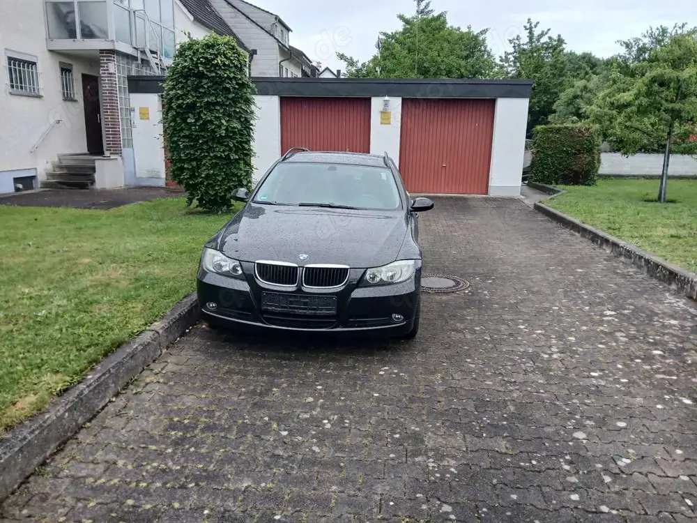 BMW 320 320i Touring Aut.