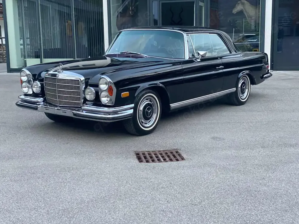 Mercedes-Benz 280 Coupe SE 3.5 Schiebedach