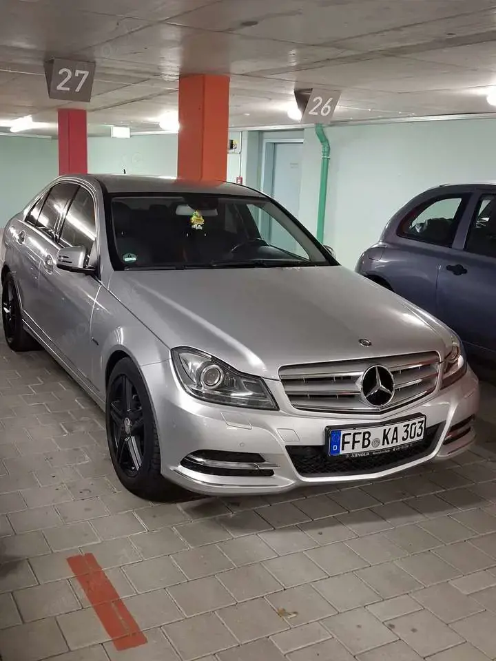 Mercedes-Benz C 220 CDI DPF Automatik BlueEFFICIENCY