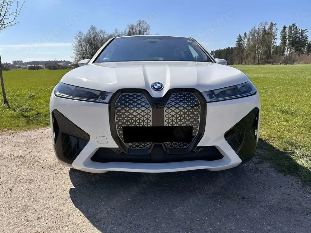 BMW iX xDrive40