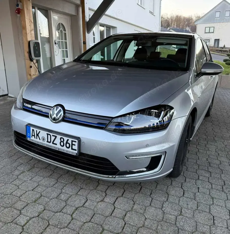 Volkswagen e-Golf e-Golf