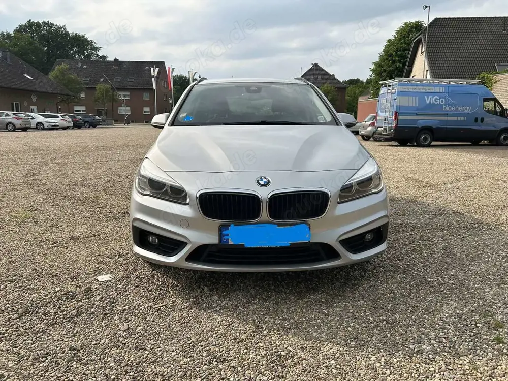BMW 220