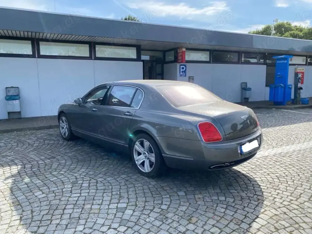 Bentley Flying Spur