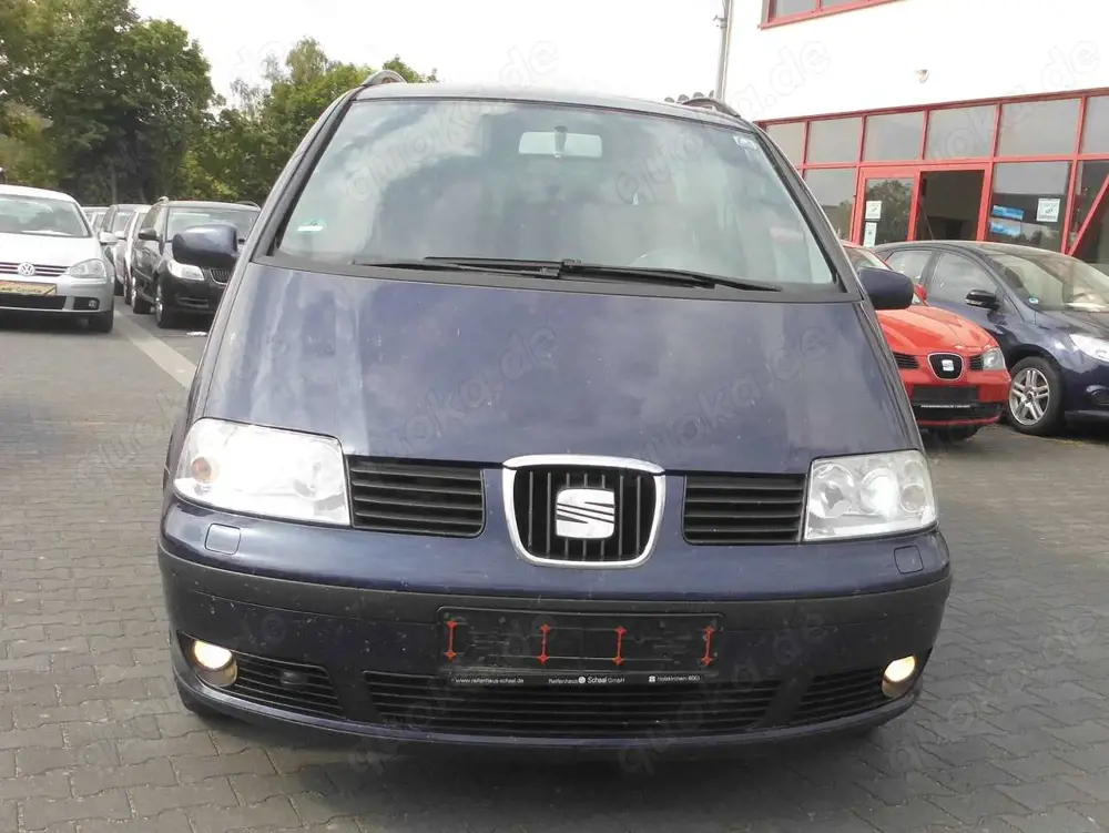 SEAT Alhambra 1.8 20V Turbo Sport Edition,NAVI,XENON,AHK,7.SITZE