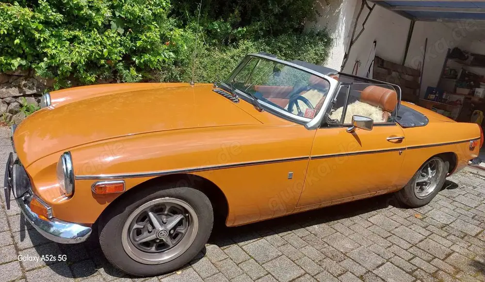 MG MGB 1974 chrom
