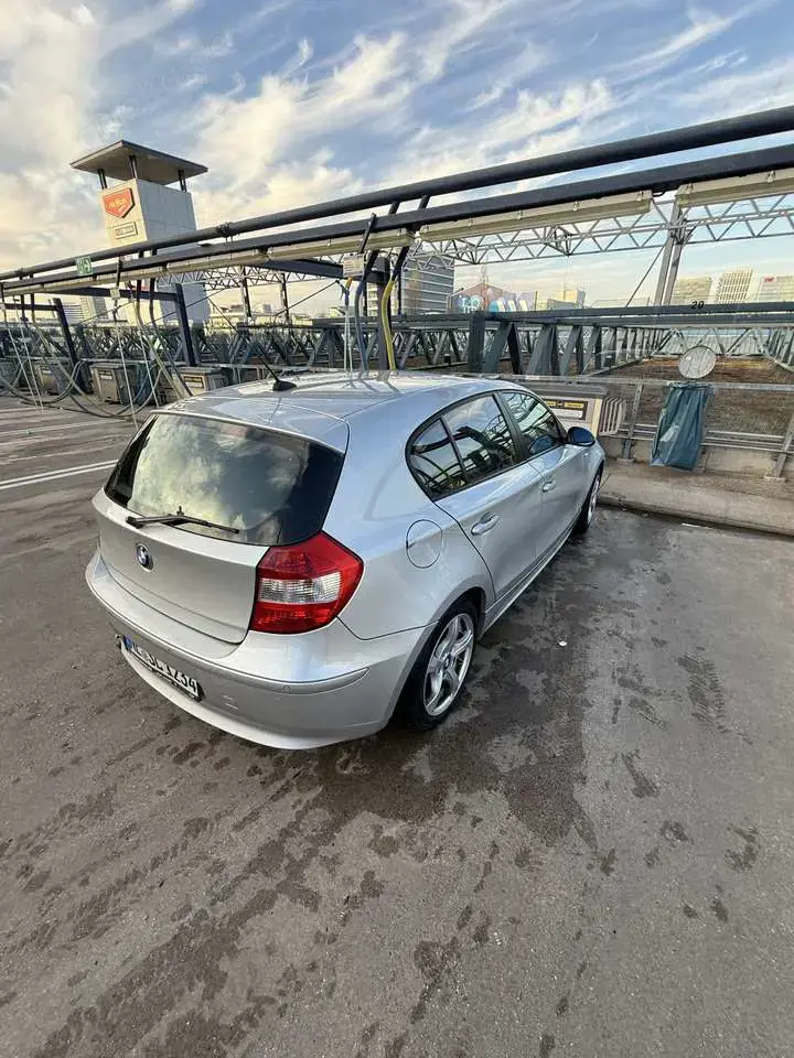 BMW 118 118i