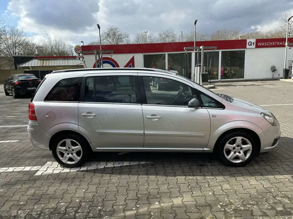 Opel Zafira Life Opel Zafira 7 Sitze