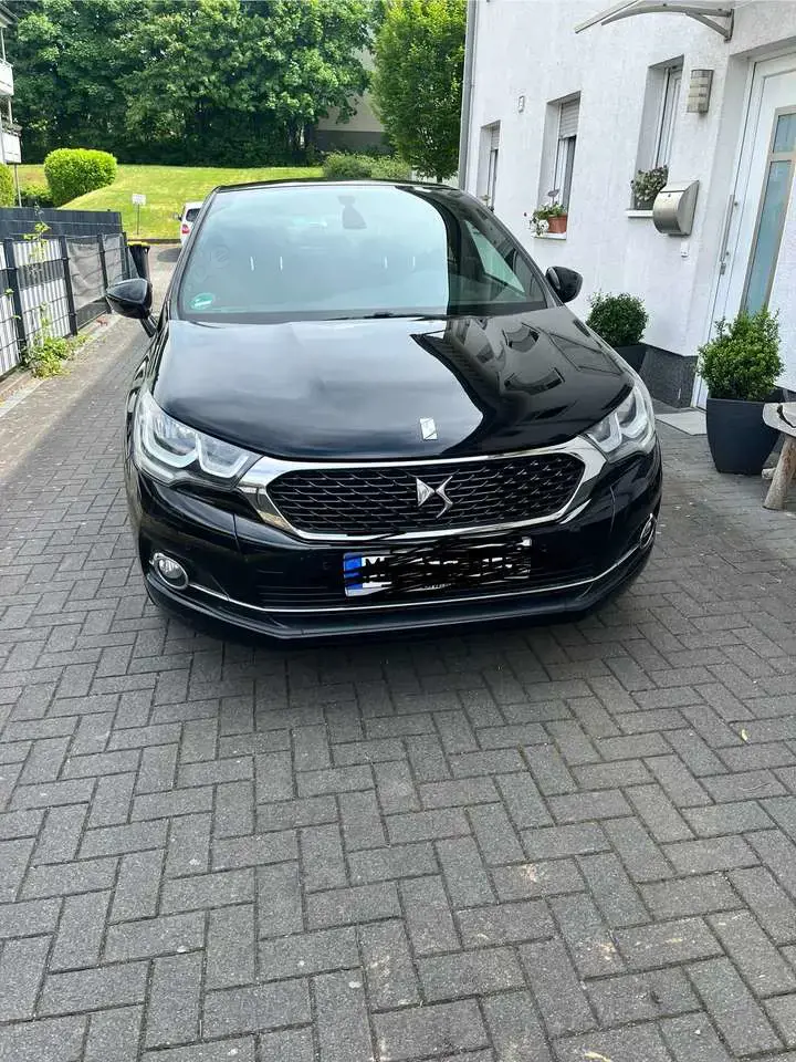 DS Automobiles DS 4 Basis