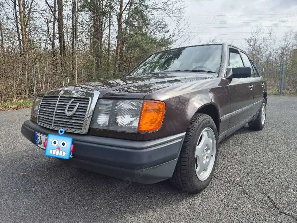 Mercedes-Benz E 250 250 D, 1.Hd., unfallfrei, ungeschweißt, H-Zul.