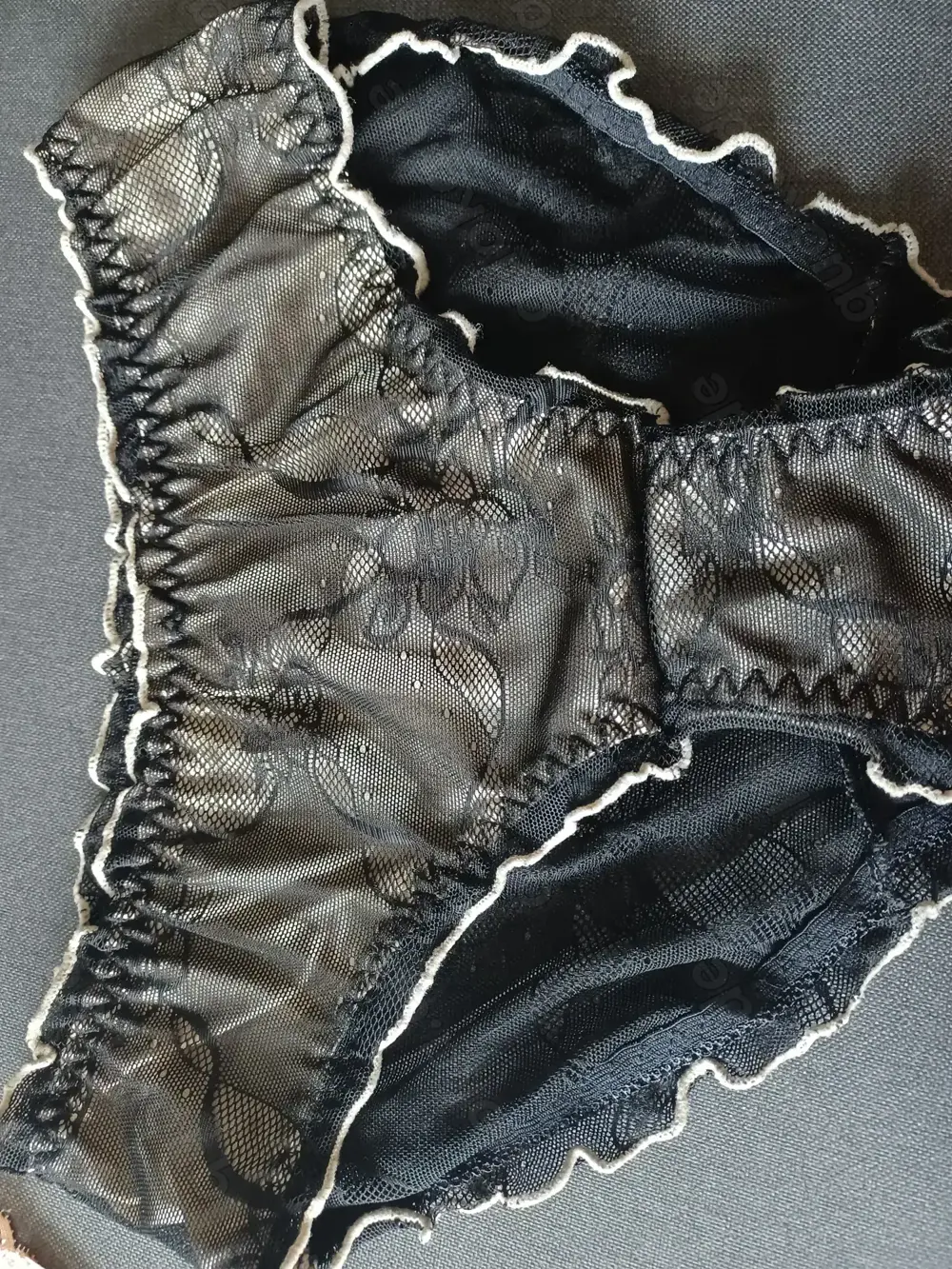 Schöner eingetragner Slip zu verkaufen... Schöner eingetragner Slip zu verkaufen...