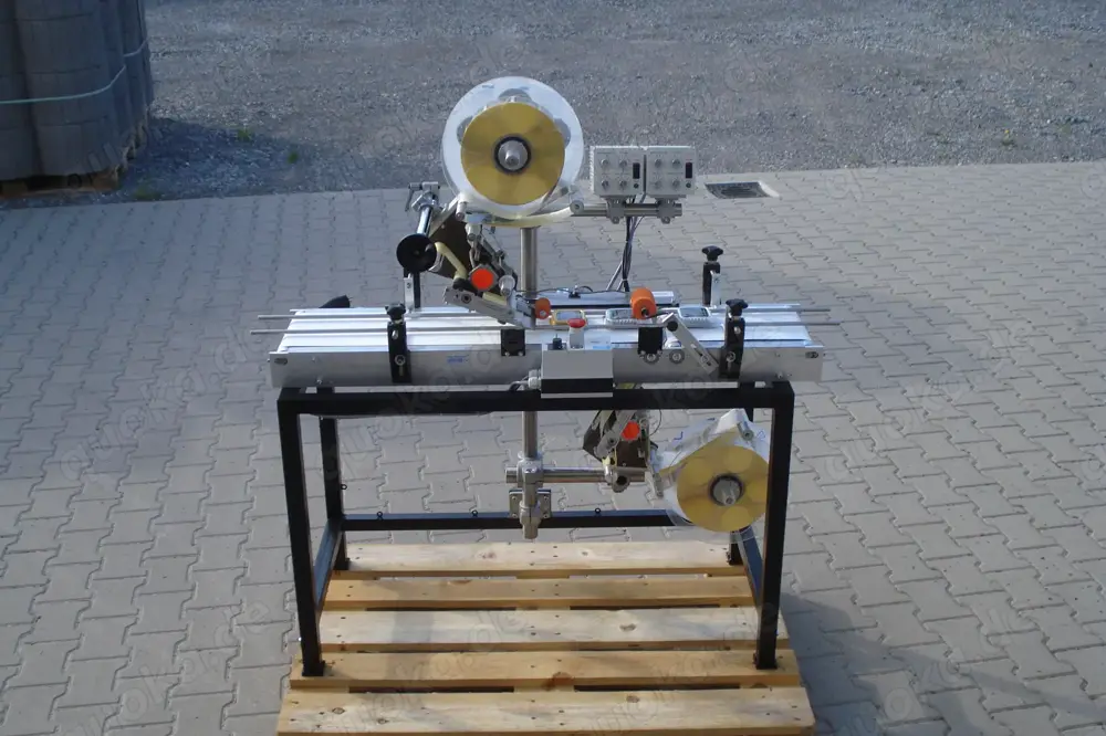 Gemüse Beeren Champignon Mais Früchte, von oben & Unten Etikettiermaschine ,Made in Germany   