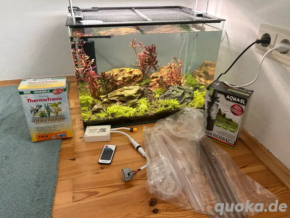Aquarium dennerle Nano Cube 70l mit LED Filter und Bodenheizung