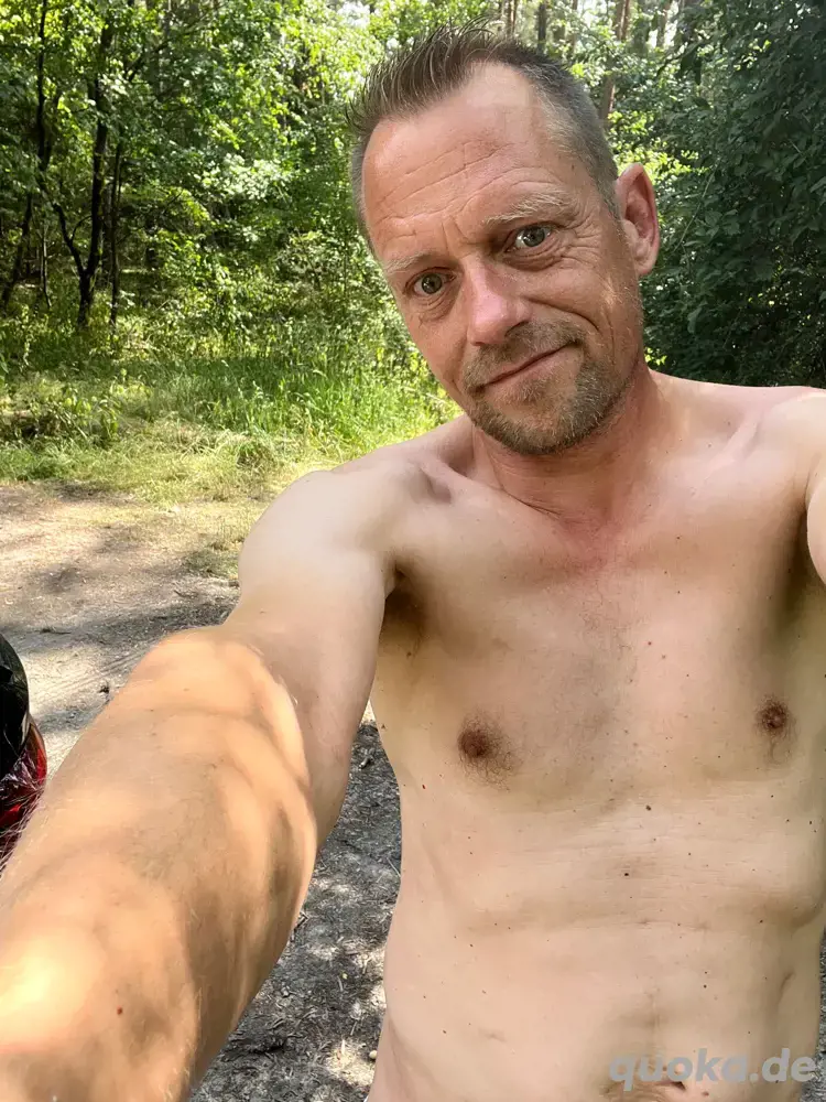 26.6. 16Uhr Parkplatz Birkensee Only Naked Date Er sucht weibliches Nacktes Opfer 26.6. 16Uhr Parkplatz Birkensee Only Naked Date Er sucht weibliches Nacktes Opfer