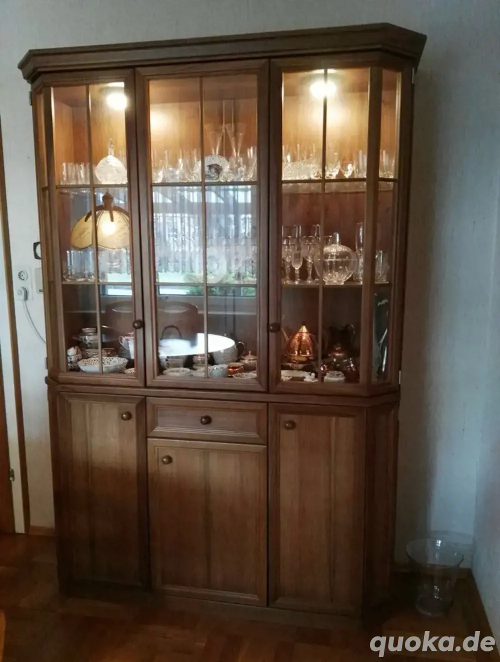 Set: Esszimmer Möbel Vitrine & Sideboard