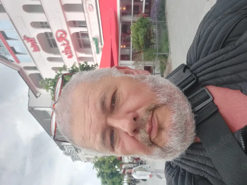 Er sucht sie 
