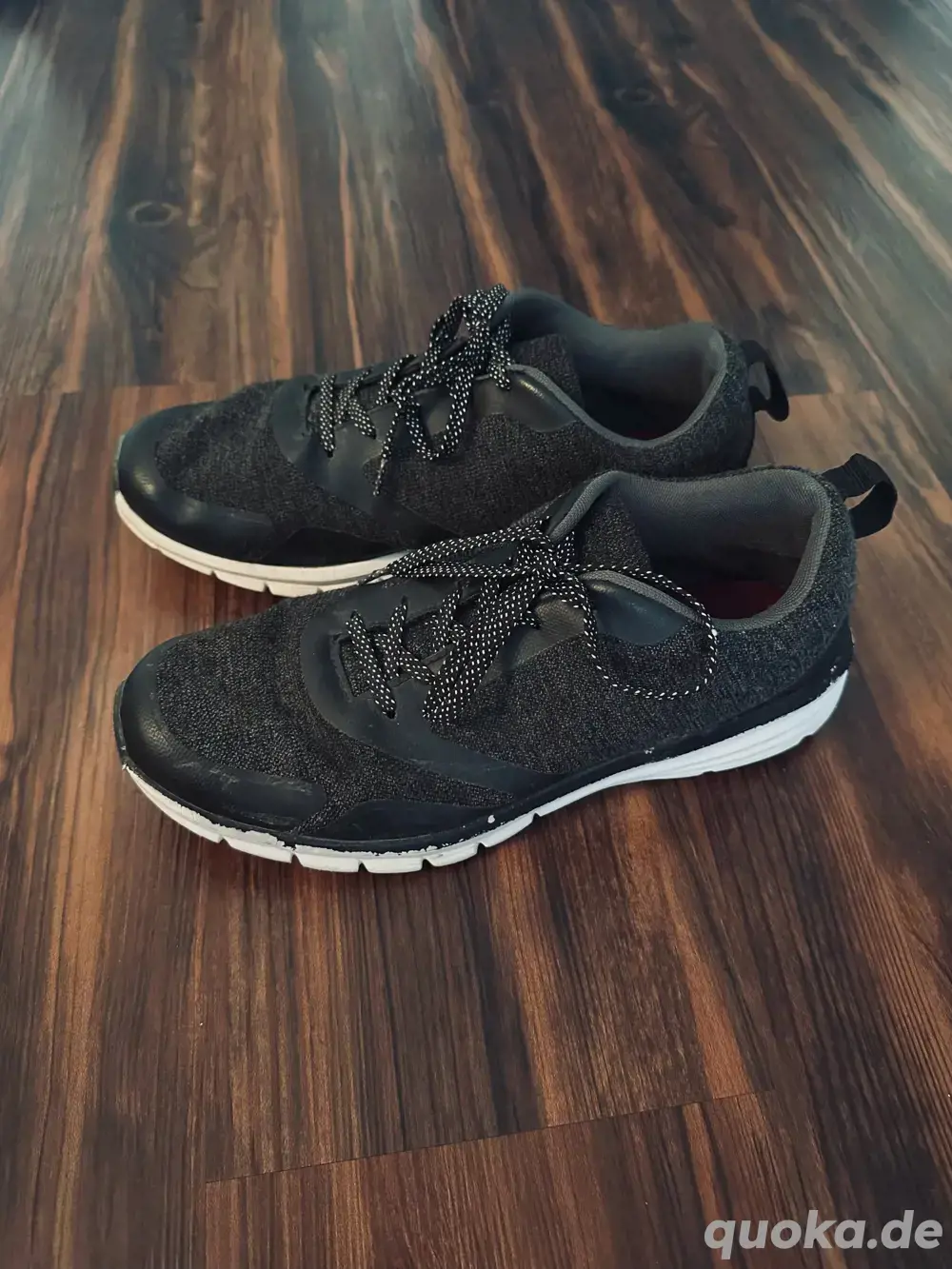 Stinkende Laufschuhe für  Unterwürfige