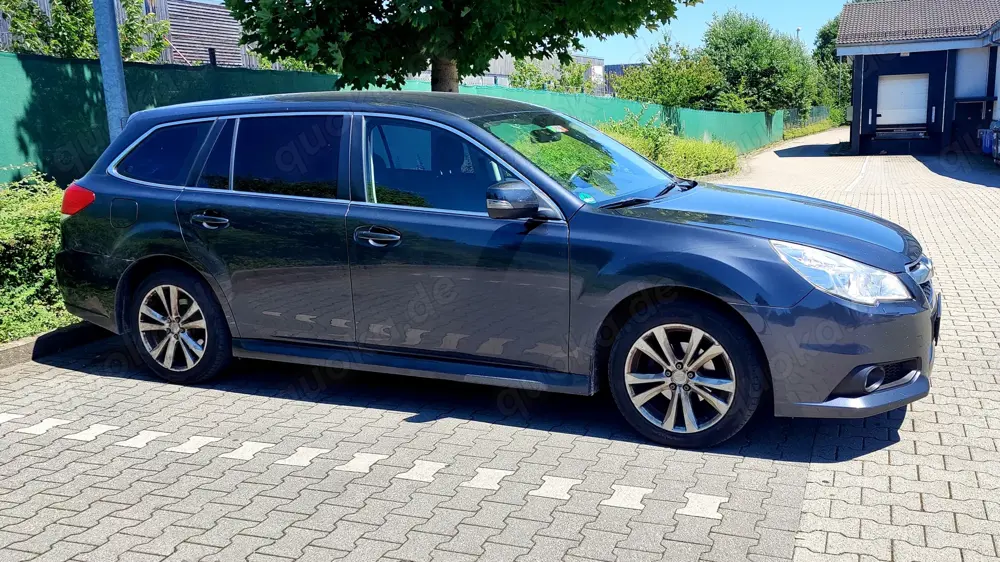 Subaru legacy Kombi active Allrad TüV Juni 2027 Öl neu