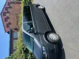 VW Transporter T6 - 9-Sitzer