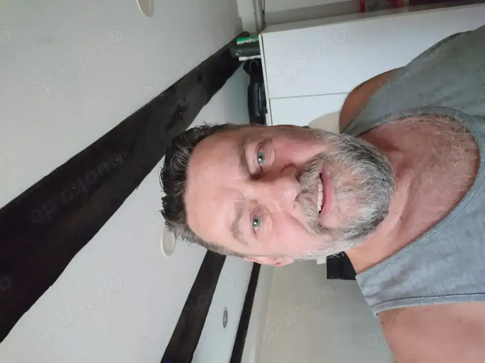 Saftige muschi zum ausschlecken gesucht 