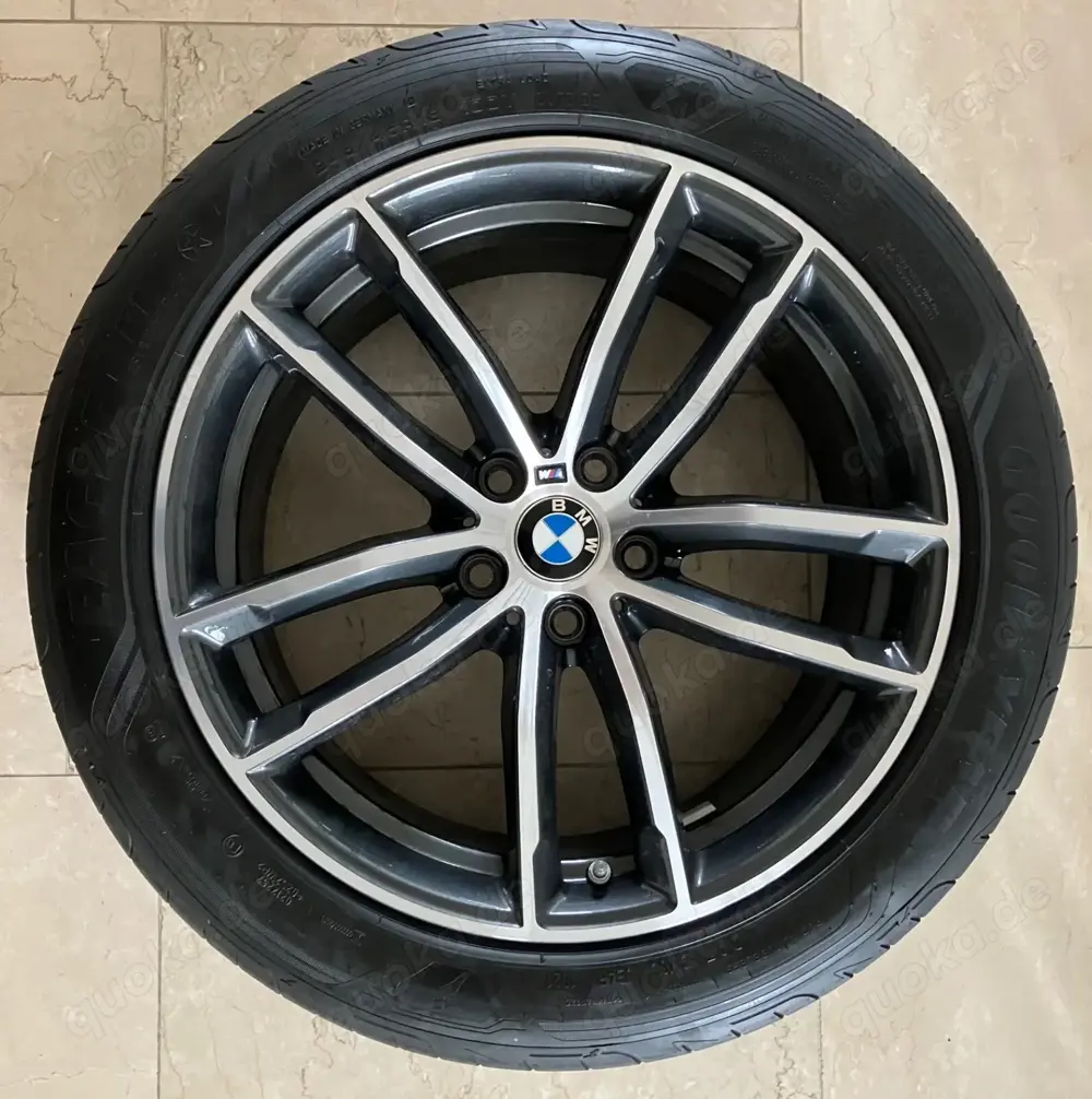 BMW 5er Sommerkompletträder 18 Zoll Styling 662 M Doppelspeiche