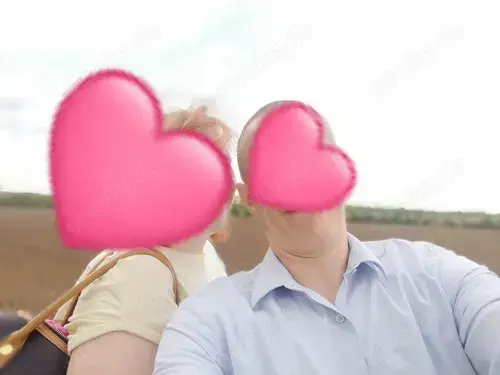 Frau mit Bi Interessen gesucht für FFM 
