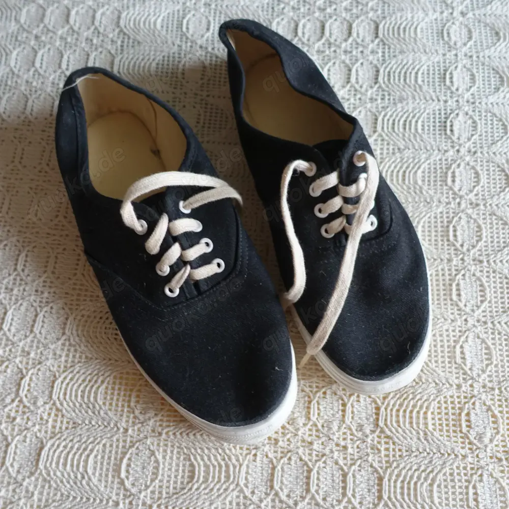 Damen - Vintage - Stoff-Freizeitschuhe, Stoff-Turnschuhe, Gr. 37, schwarz, nicht getragen,