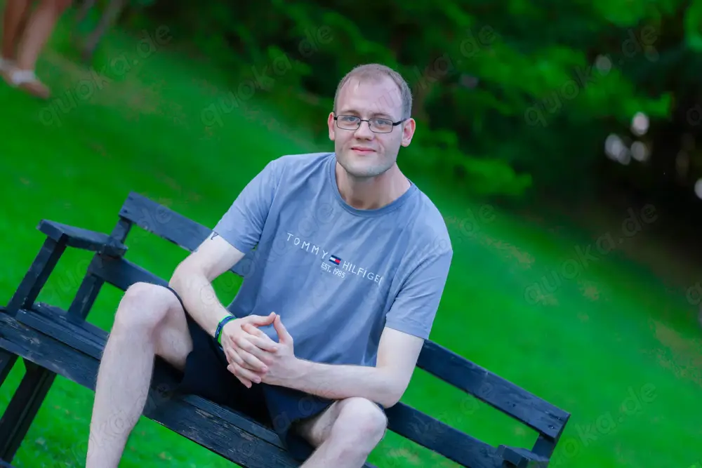 Ich bin Denis 27 Jahre und suche eine feste Partnerin fürs Leben 