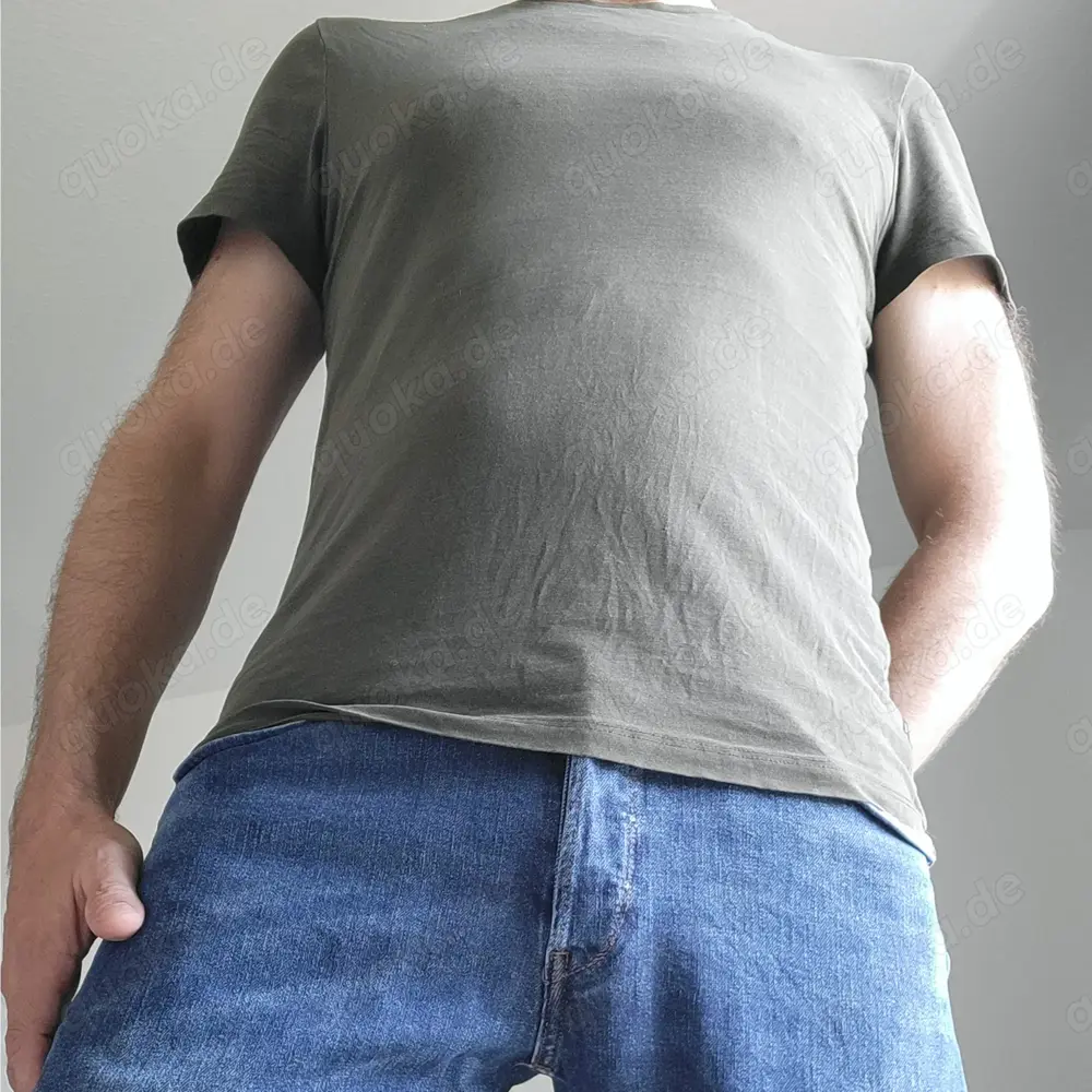 Handjob für Taschengeld?