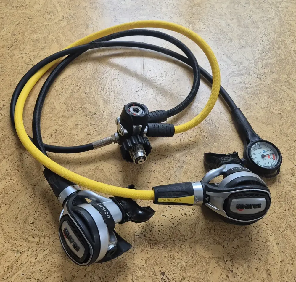 Mares Atemregler FUSION 52X Komplett Set mit Oktopus und Fini