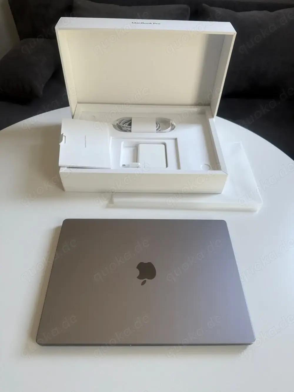 Apple MacBook Pro 16 Zoll (1TB SSD, M1 Pro, 16GB) Laptop - Space Grau - MK193D A Apple MacBook Pro 16 Zoll (1TB SSD, M1 Pro, 16GB) Laptop - Space Grau - MK193D A