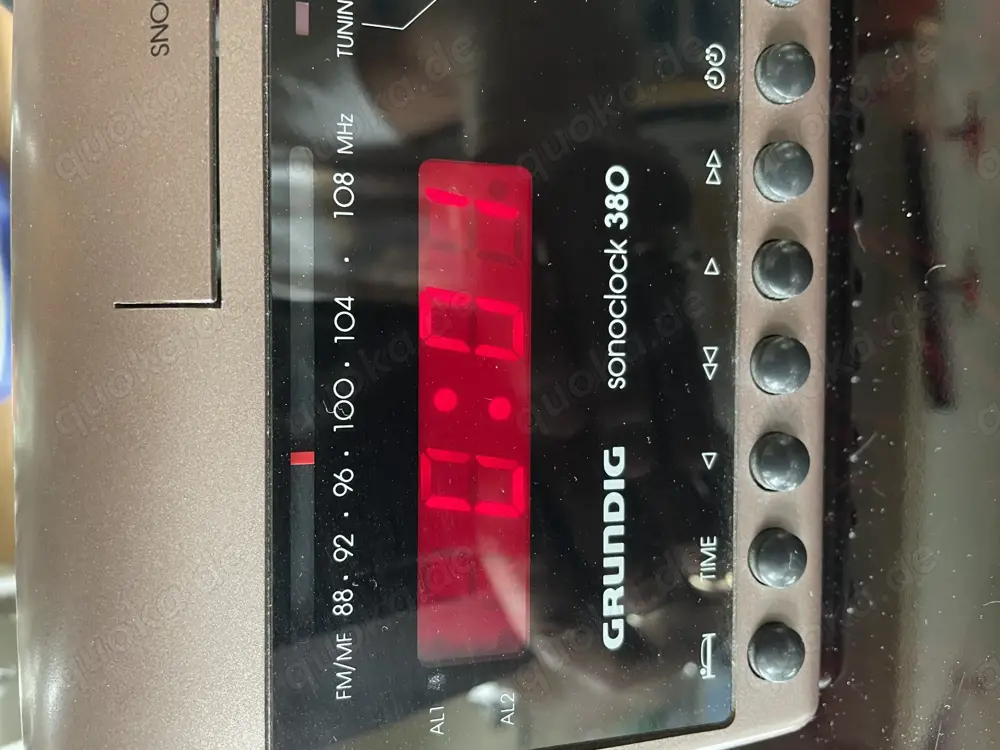 Grundig Sonoclock 380 Radiowecker