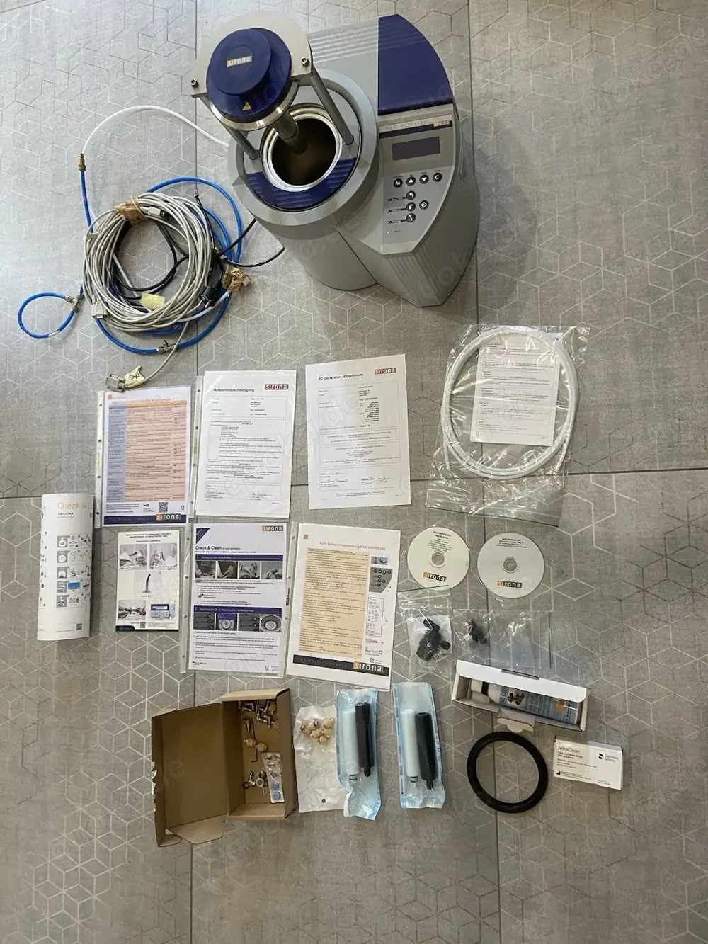 Sirona DAC Universal MK3 Sterilisator Instrumentenhygiene Hand & Winkelstücke