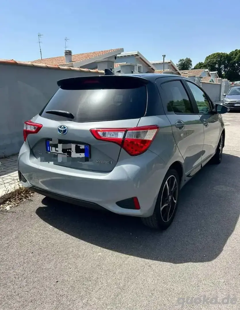 Toyota Yaris 1.5 Hydrid 2017 active