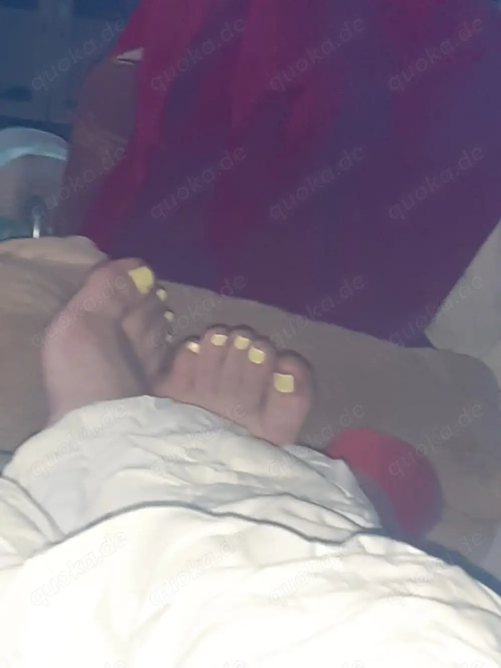 suche man im alter von 20 bis 90 der meine füße verwöhnen möchte 