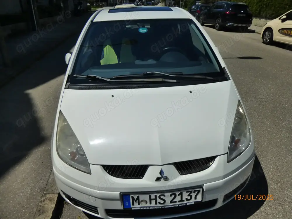 Verkaufe Colt Mitsubishi Z30, Baujahr 2 km, VB 1990 Euro