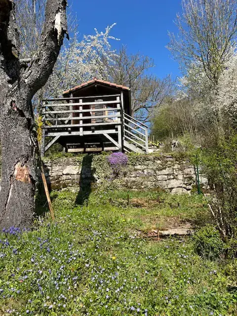 Liebhabergrundstück in Südhanglage   ehemaliger Weinberg mit Gartenhaus in Weissach