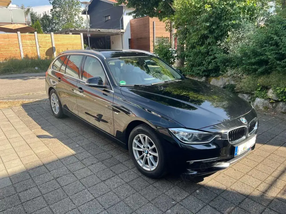 BMW 320 320d Xdrive Touring Luxury Line