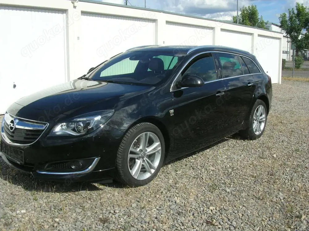 Opel Insignia Sports Tourer OPC Line  4x4-Navi-Pano-Leder-Klima