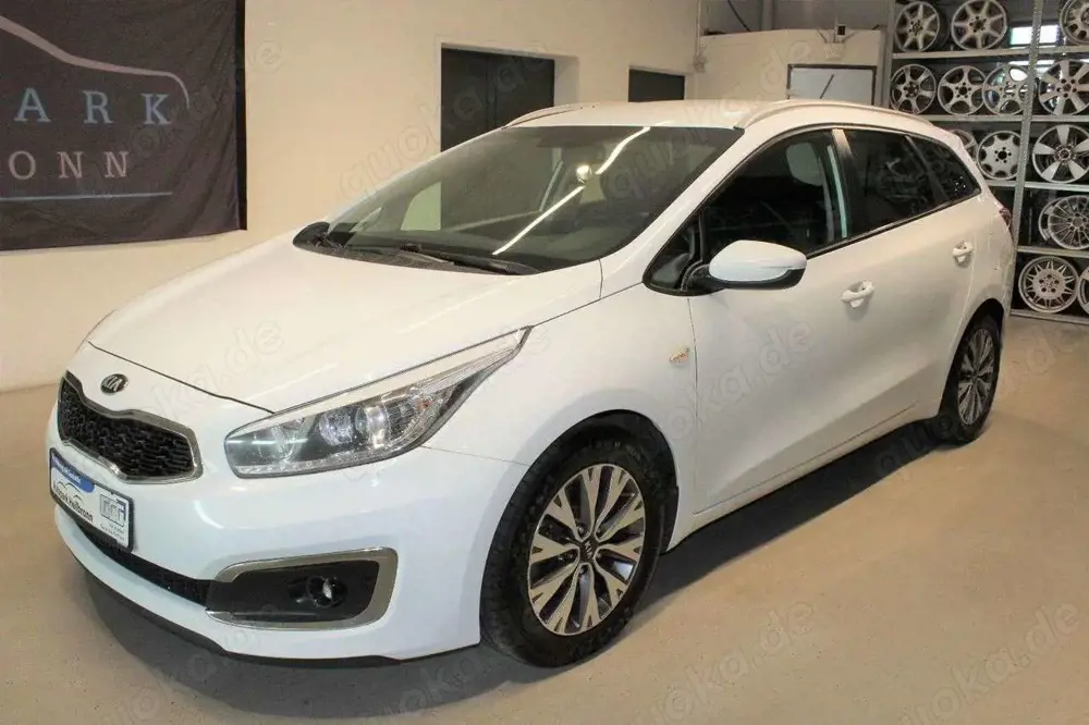 Kia Ceed / cee'd Ceed / cee d *TEMPO*SHZ*NAVI*CAM*KLIMA