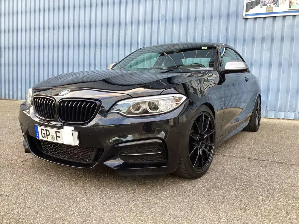 BMW 235 M235i Coupe