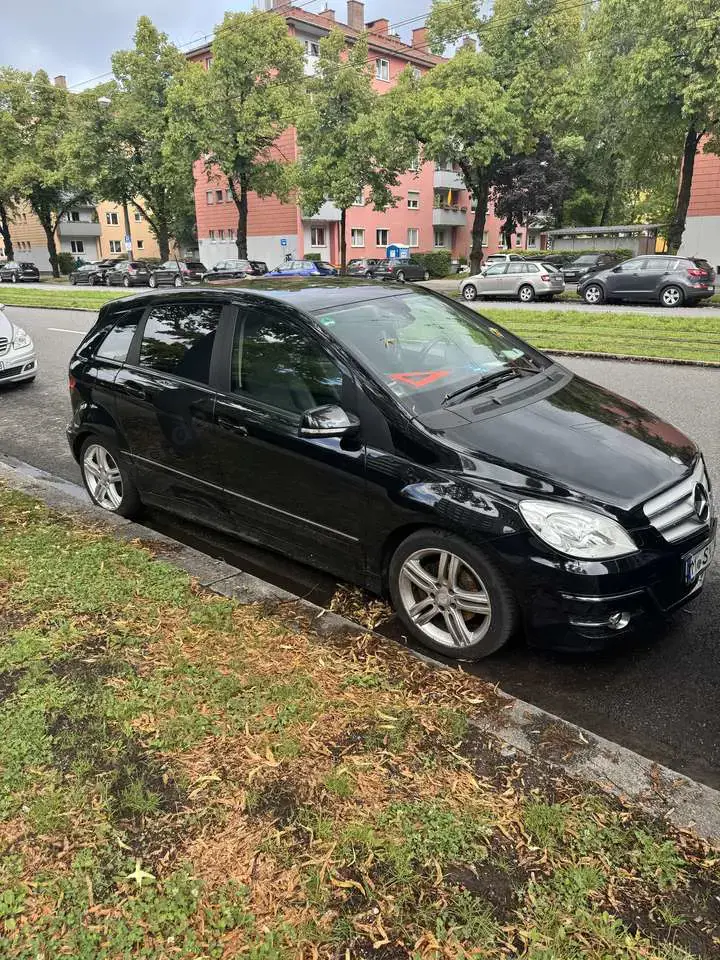 Mercedes-Benz B 200 B 200 (245.233)