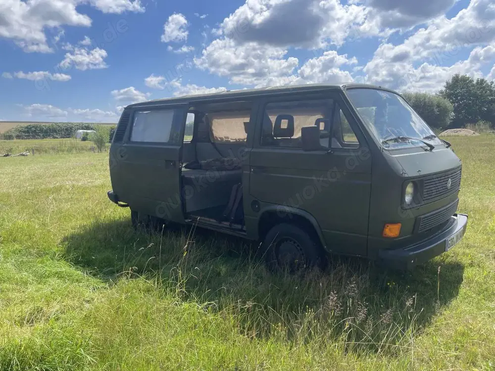 Volkswagen T3 Kombi Bully mit TüV - ehemaliger Funker BW