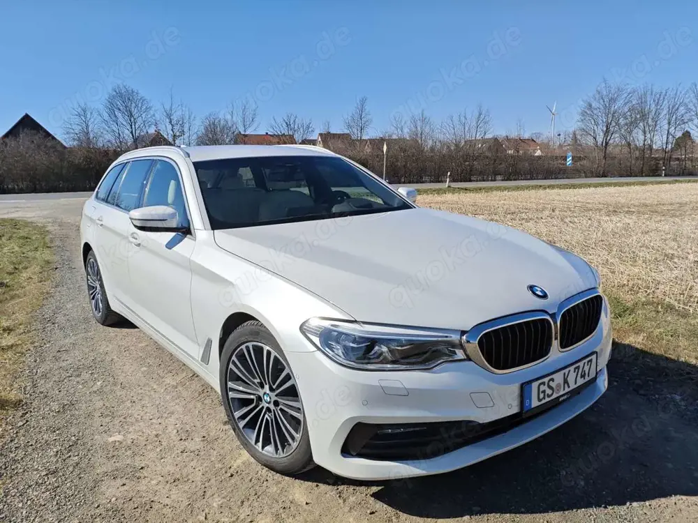 BMW 520 520i Touring Aut. Luxury Line