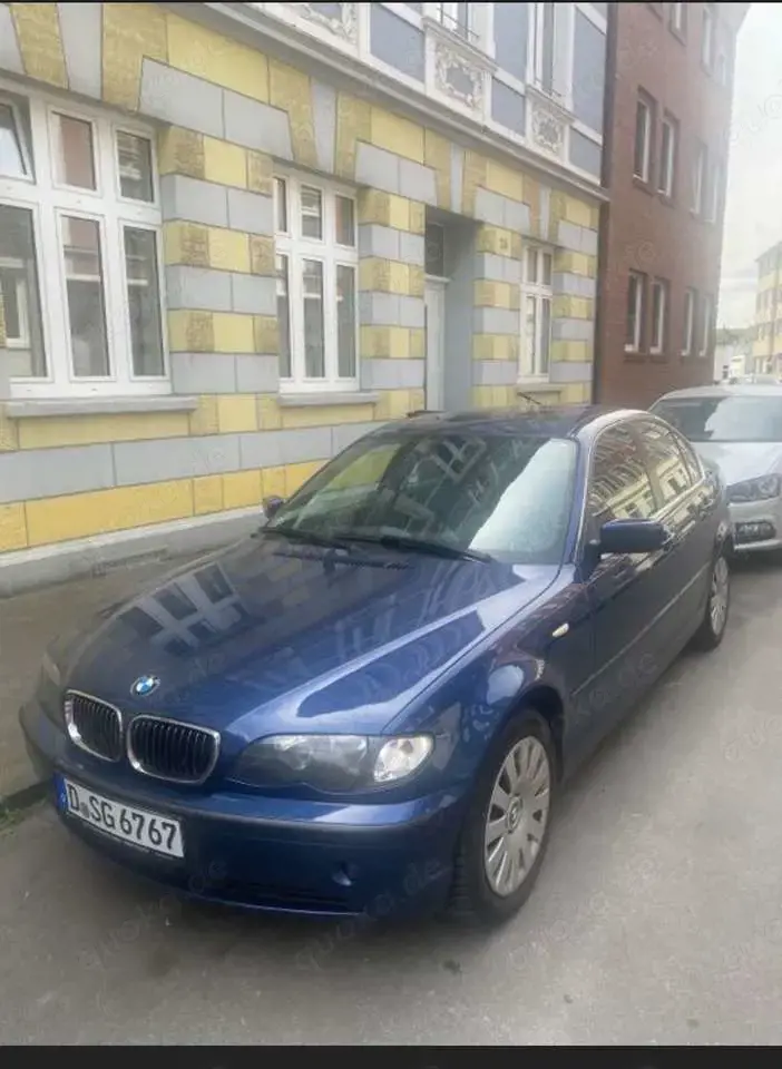 BMW 320 320i