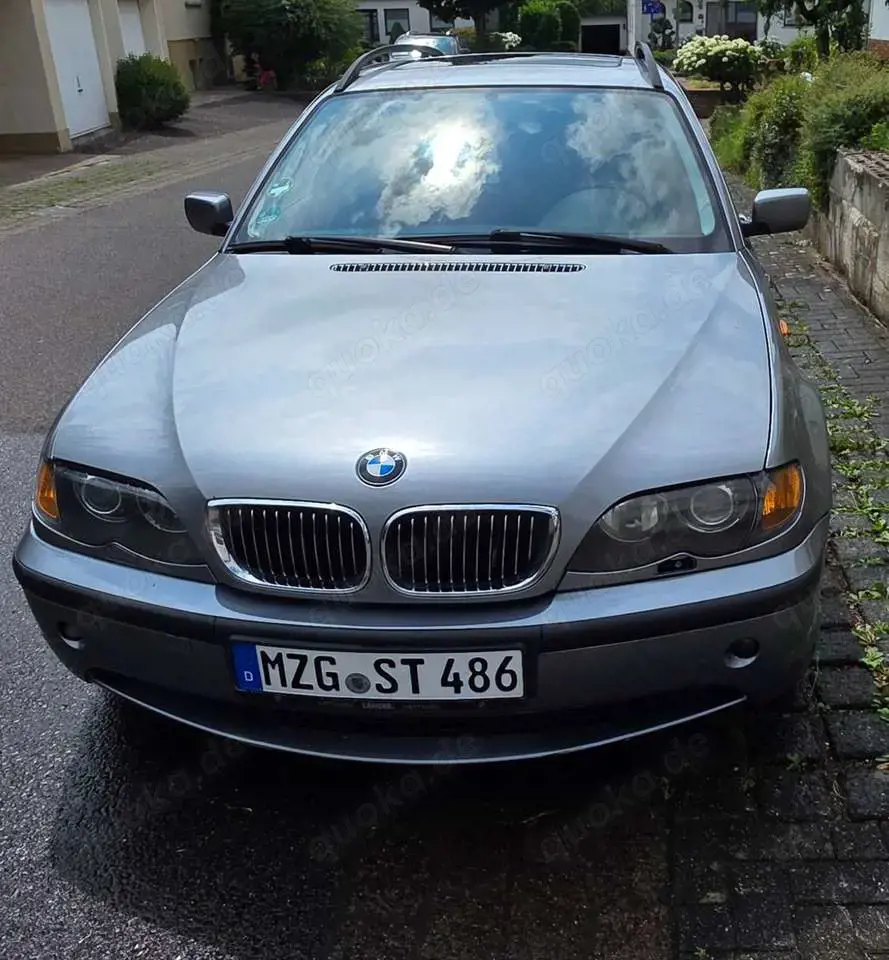 BMW 325 325i e46