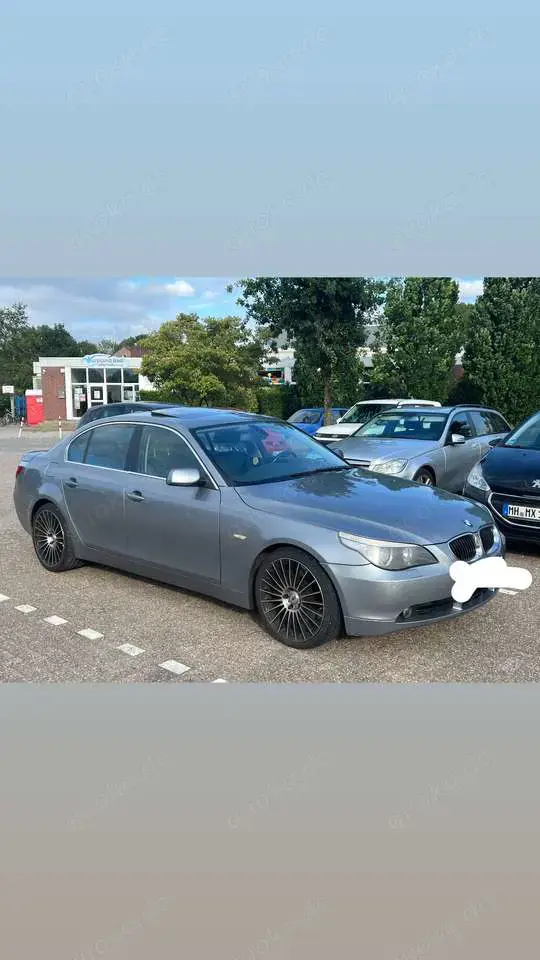 BMW 545 545i